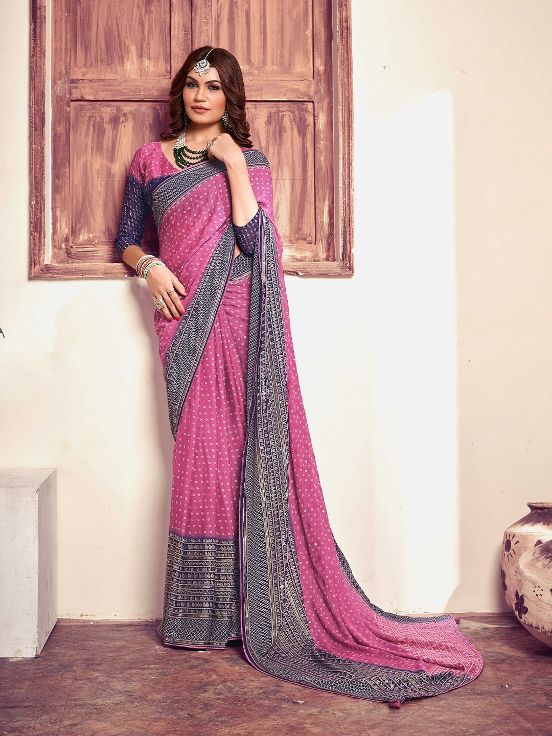 

Mitera Polka Dots Saree with With Blouse piece, Pink