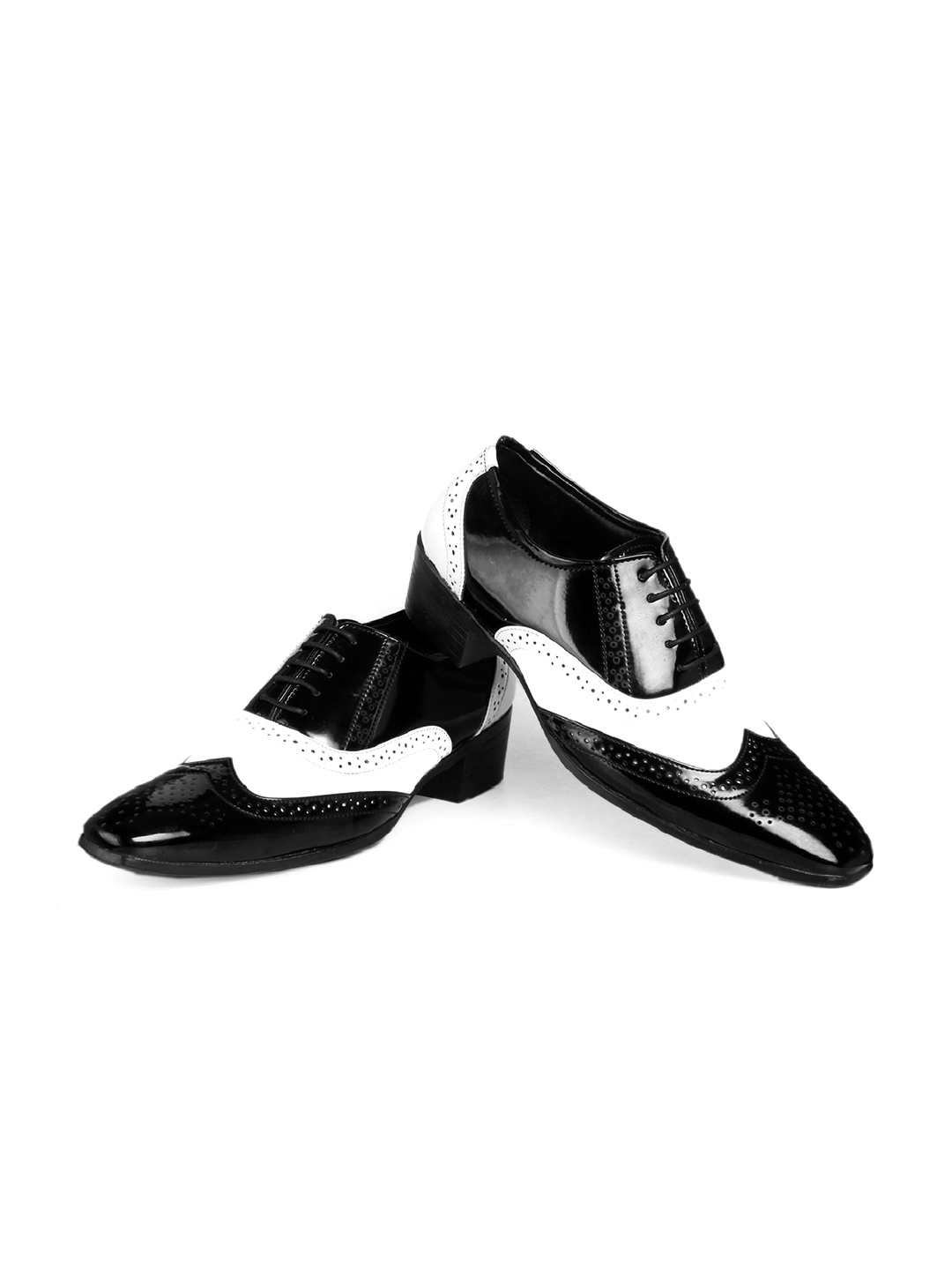 

Bxxy Men Colourblocked Textured Formal Elevator Brogues, Black