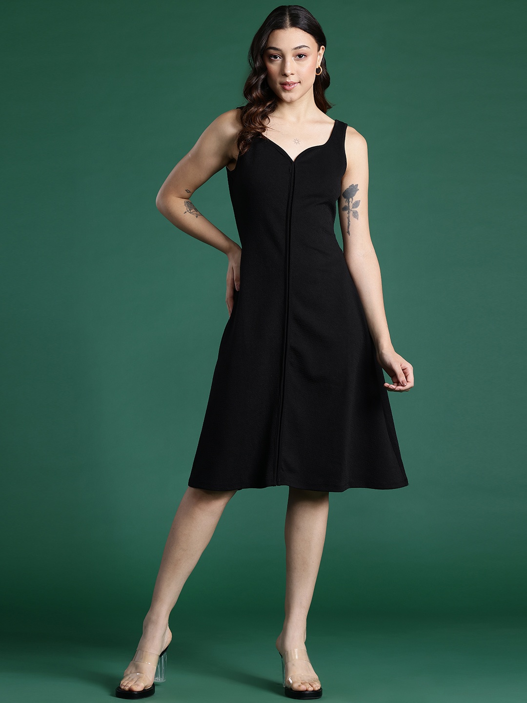 

DressBerry Sweetheart Neck A-Line Dress, Black