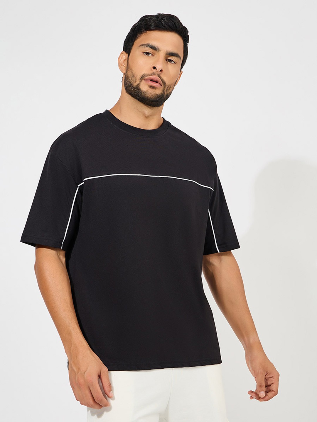 

Styli Oversized Contrast Seam Piping T-Shirt, Black