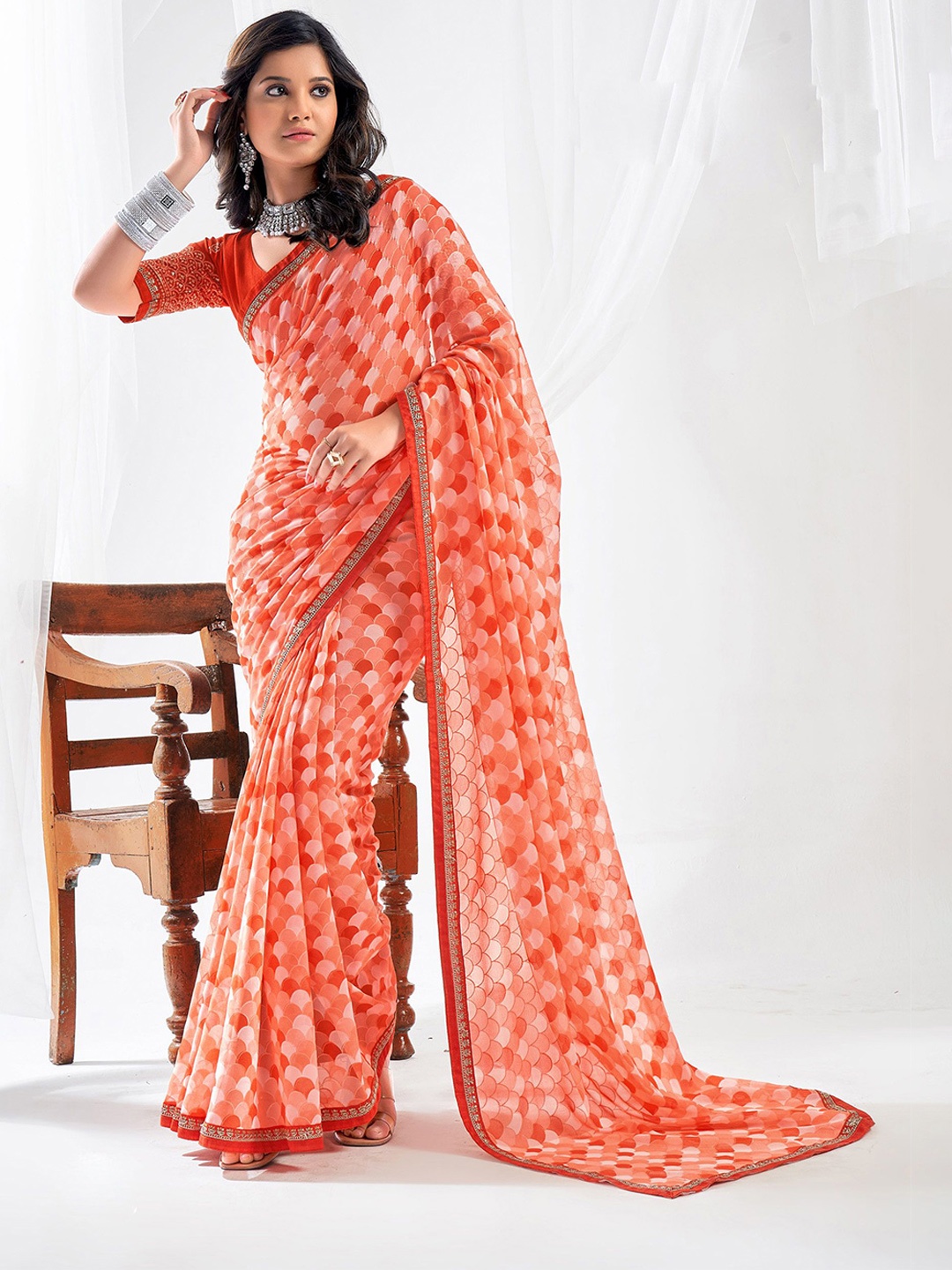 

Mitera Geometric Printed Embroidered Saree, Orange