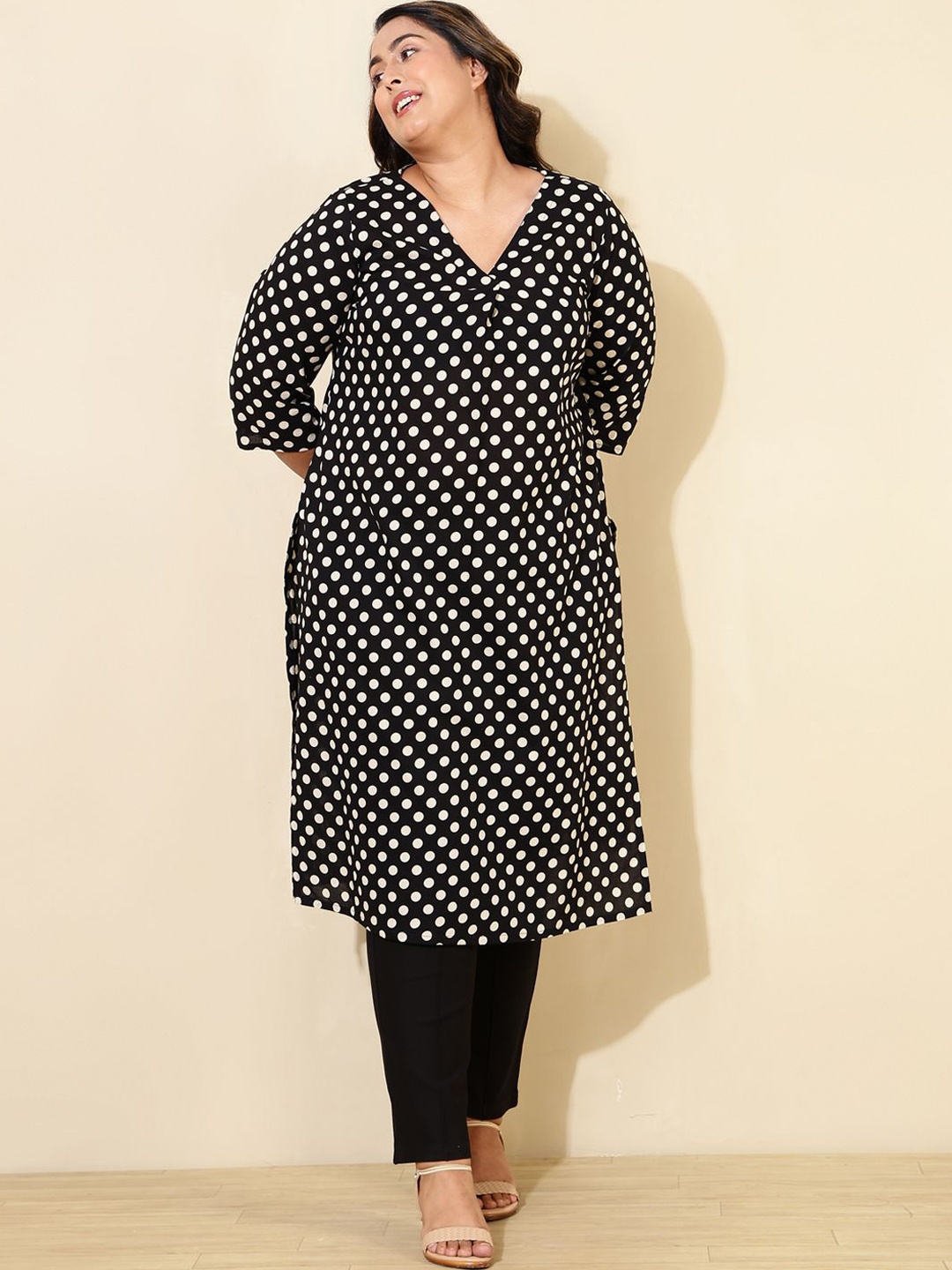 

Amydus Women V-Neck Regular Sleeves Polka Dot Straight Kurta, Black
