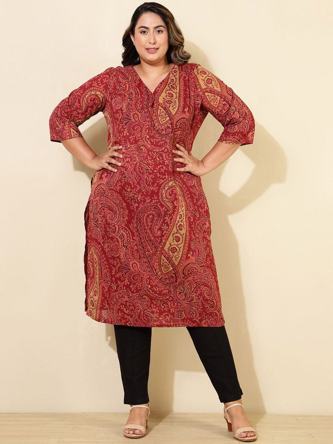 

Amydus Plus Size Ethnic Motifs Printed Sequinned Kurta, Red