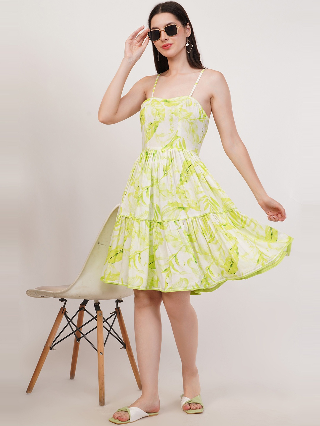 

Rhe-Ana Tropical Print Fit & Flare Dress, Lime green