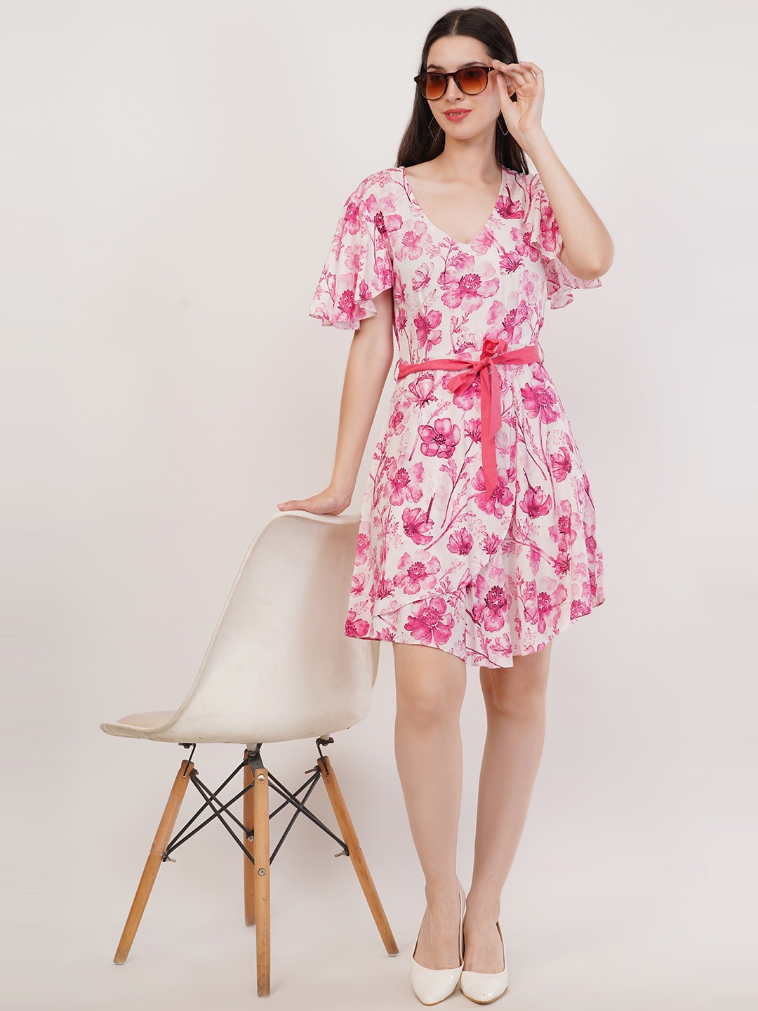 

Rhe-Ana Floral Print Flared Sleeve Fit & Flare Dress, Pink