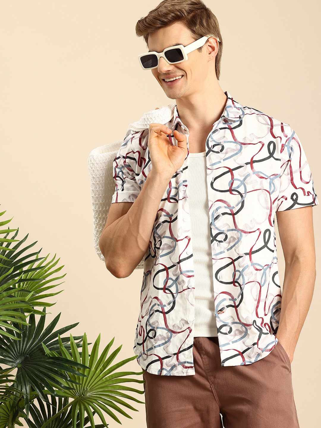 

Mast & Harbour Men Slim Fit Abstract Printed Casual Shirt, White