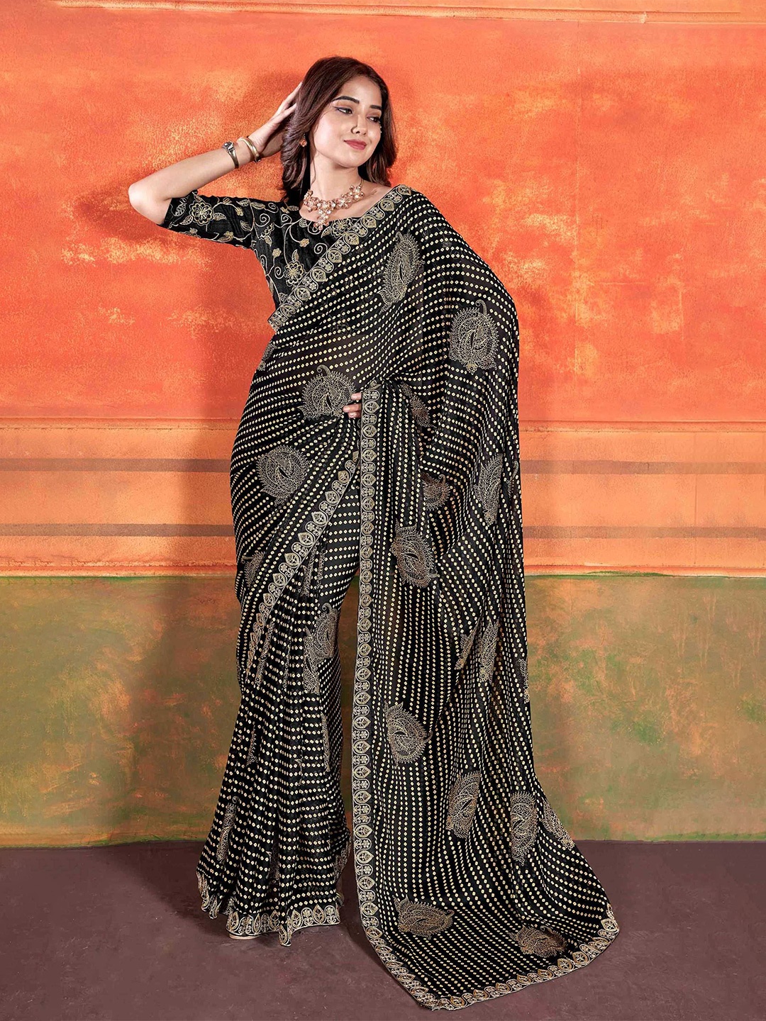 

Mitera Embroidered Bandhani Saree, Black