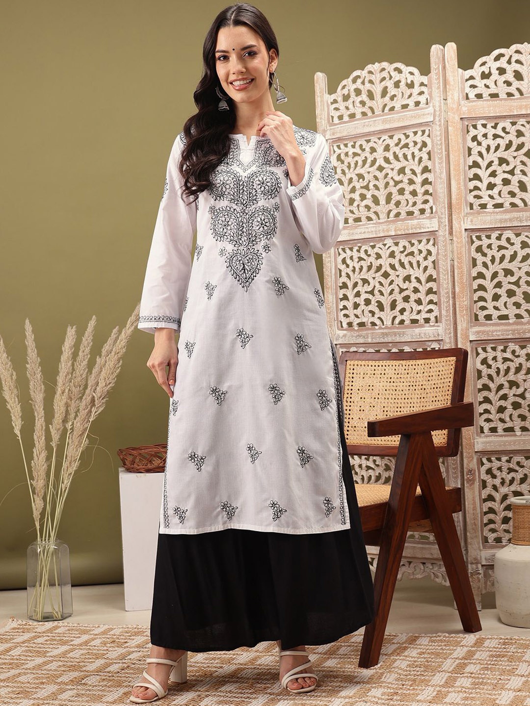 

ADA Women Ethnic Motifs Printed Kurta, White