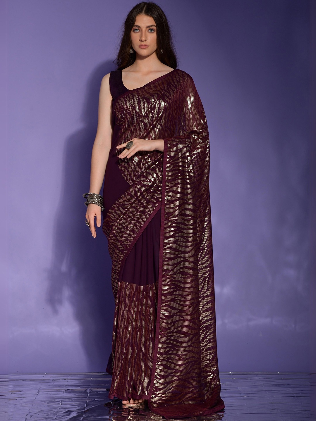 

KALINI Embellished Sequinned Pure Georgette Saree, Maroon