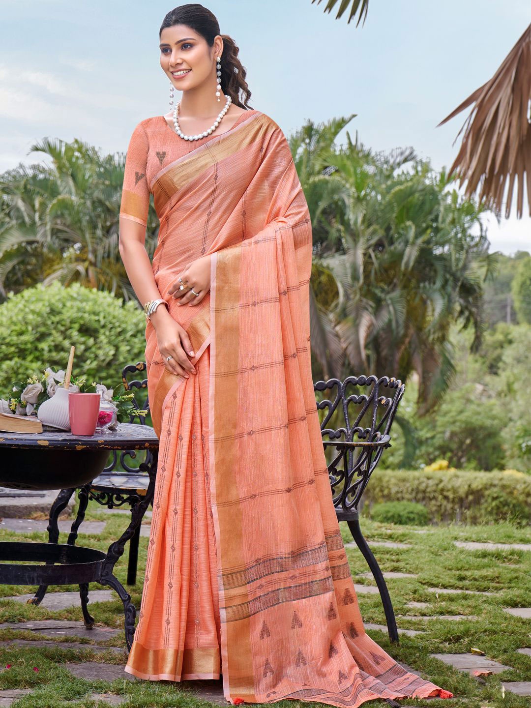 

SANGAM PRINTS Zari Tussar Saree, Peach