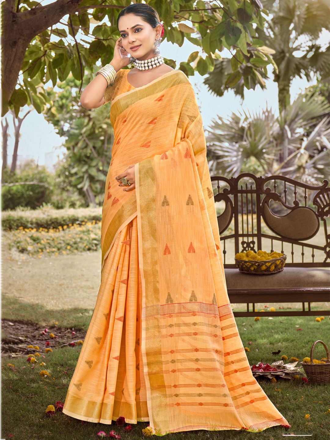 

SANGAM PRINTS Ethnic Motifs Woven Design Zari Tussar Saree, Orange