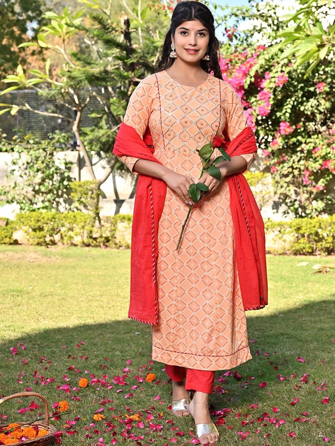 

PUKHYA Women Printed Regular Kurta with Trousers & With Dupatta, Orange