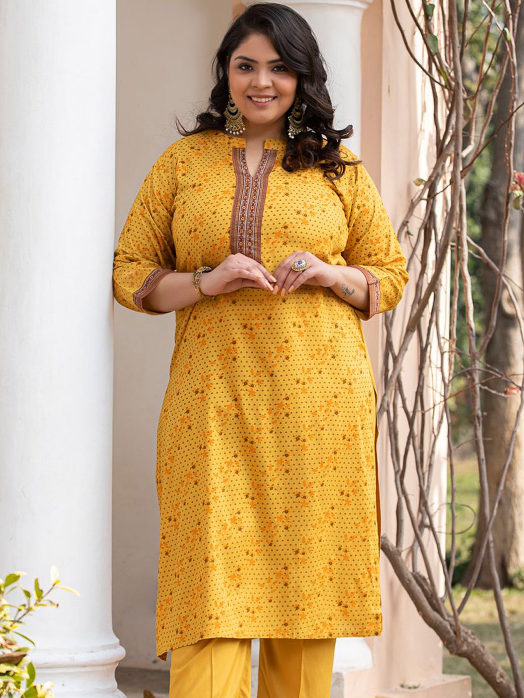 

WOMEN PLUS Women Floral Yoke Design Thread Work Kurta, Mustard