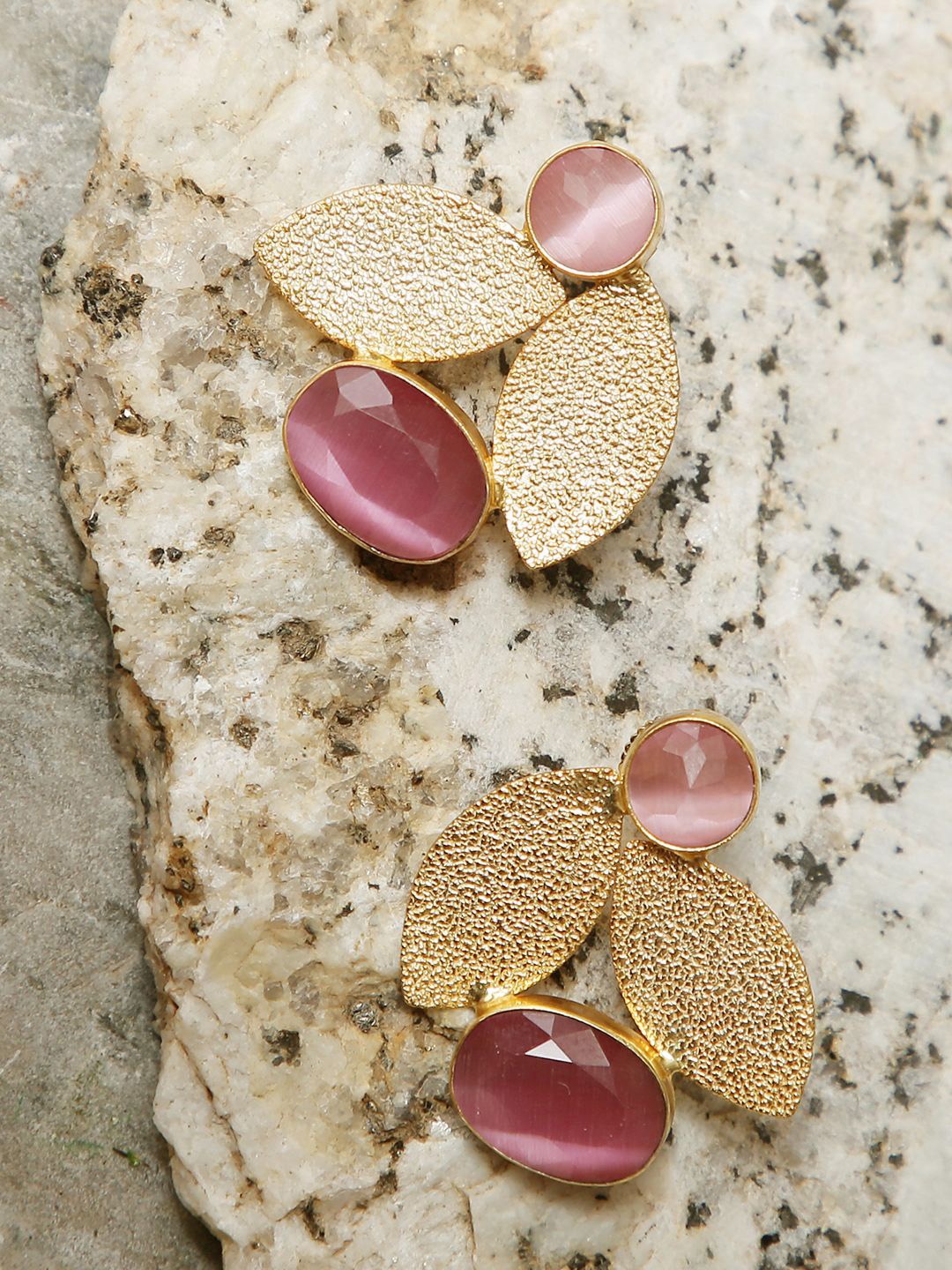 

XAGO Contemporary Drop Earrings, Pink