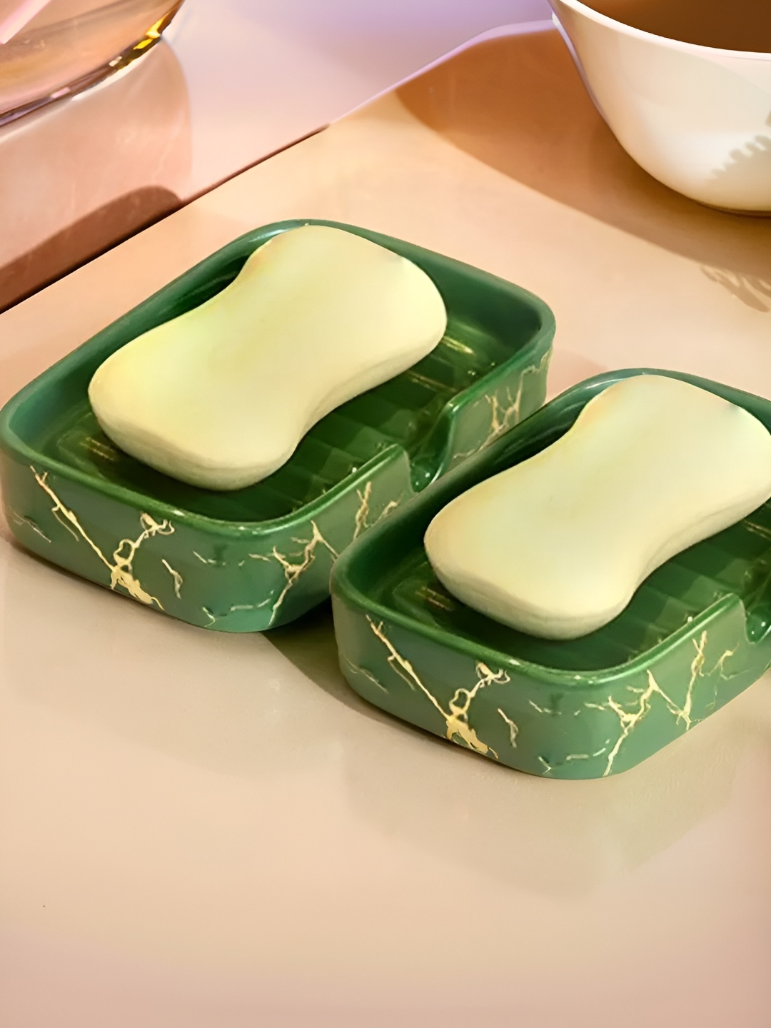 

USHA SHRIRAM Green 2 Ceramic Soap Dish