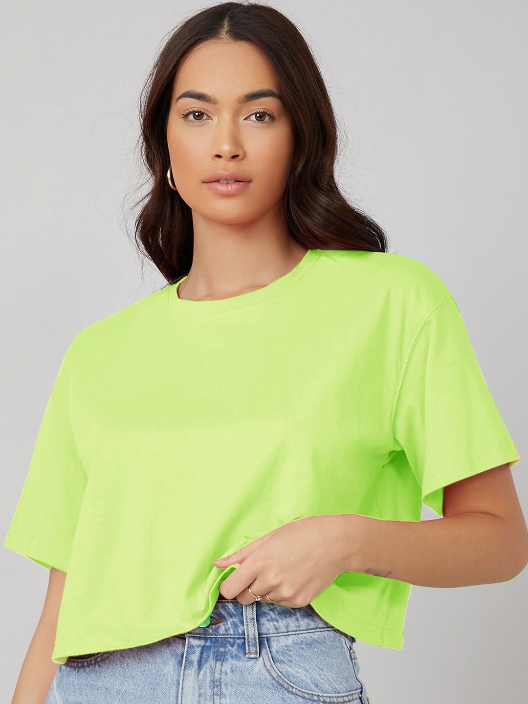 

KOTTY Basics Women Solid Round Neck T-shirt, Green