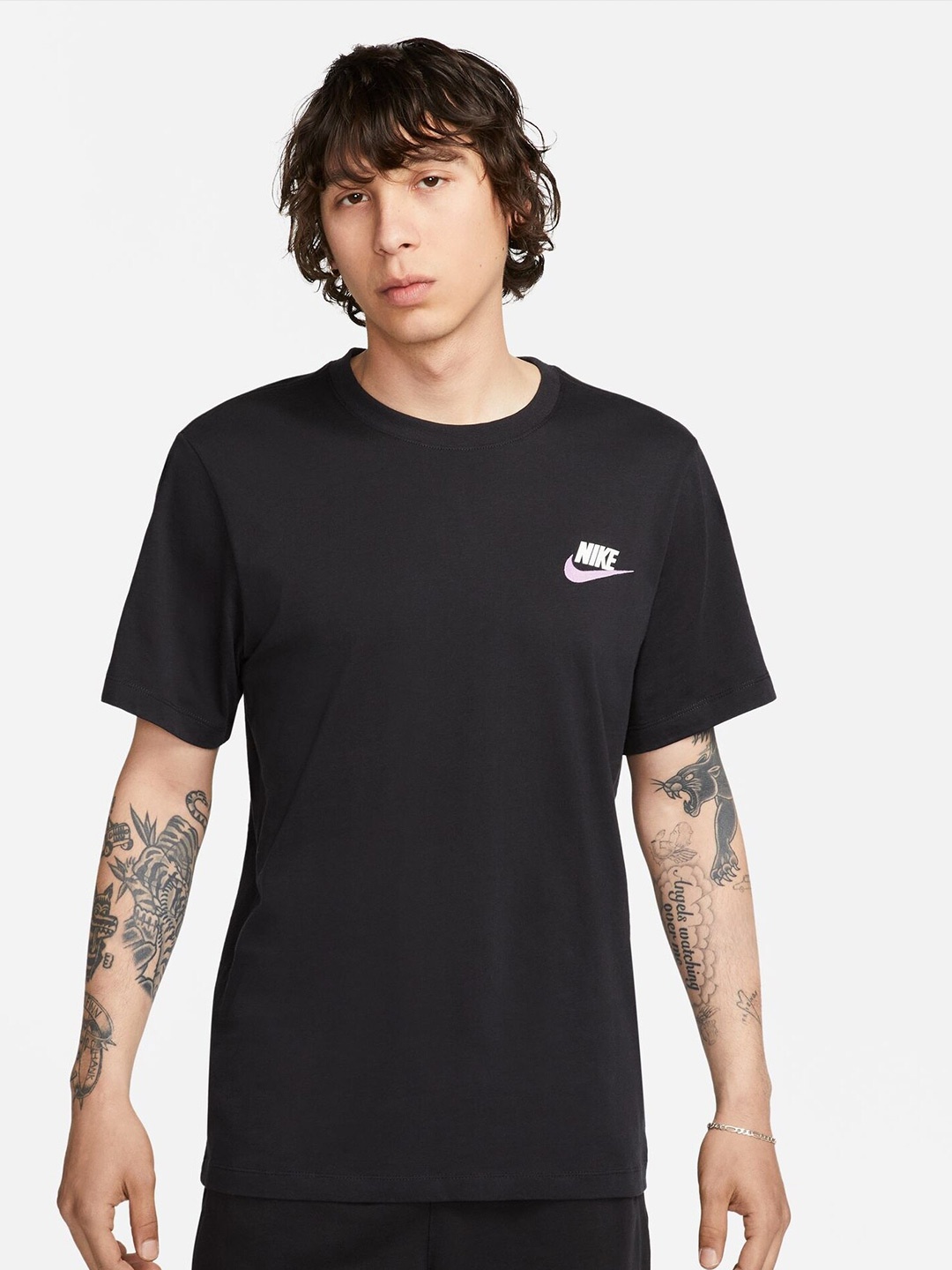 

Nike Sportswear Club+ Men T-Shirt, Black