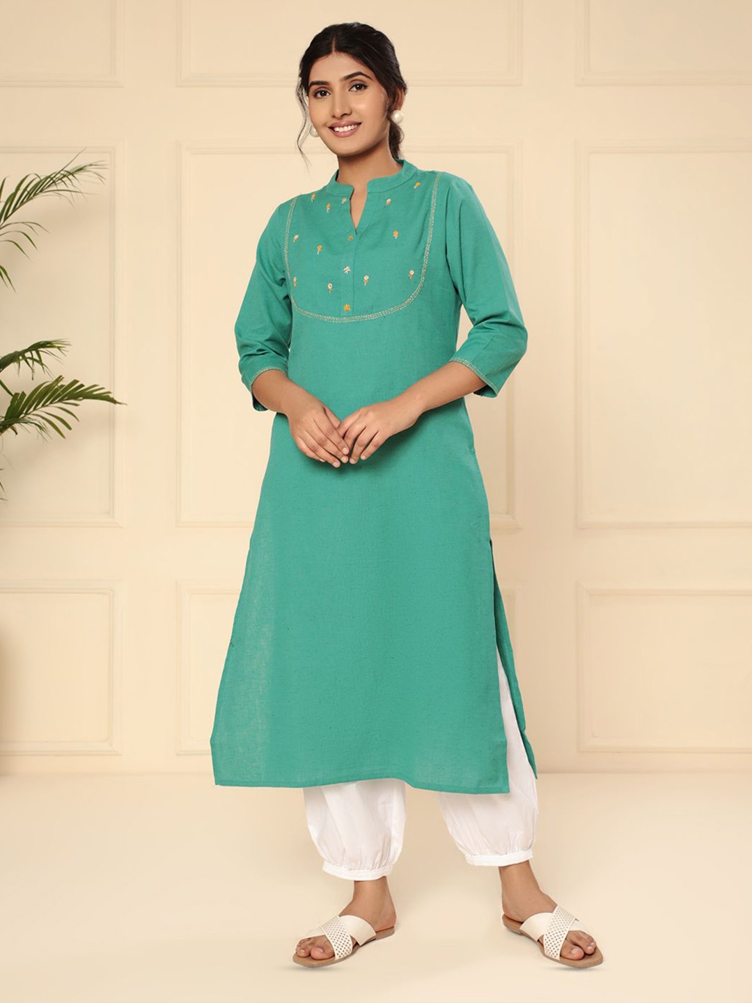 

ARAVALII Cotton Straight Kurta, Green