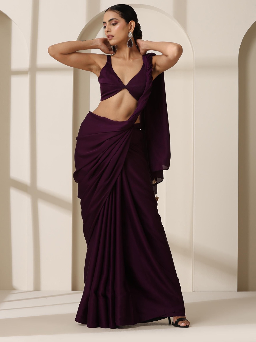 

Swtantra Solid Satin Saree, Purple