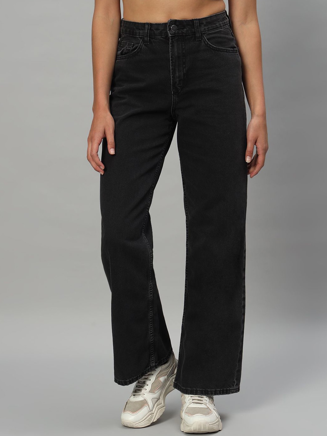 

The Roadster Lifestyle Co Straight-Fit No Fade Stretchable Jeans, Charcoal