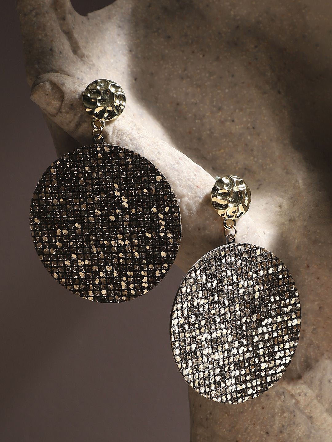 

SOHI Gold-Plated Stones Studded Circular Drop Earrings