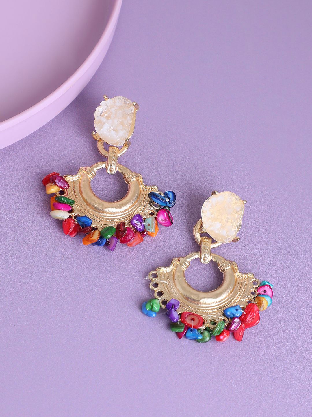 

SOHI Gold Plated Stone Studded Contemporary Drop Earrings