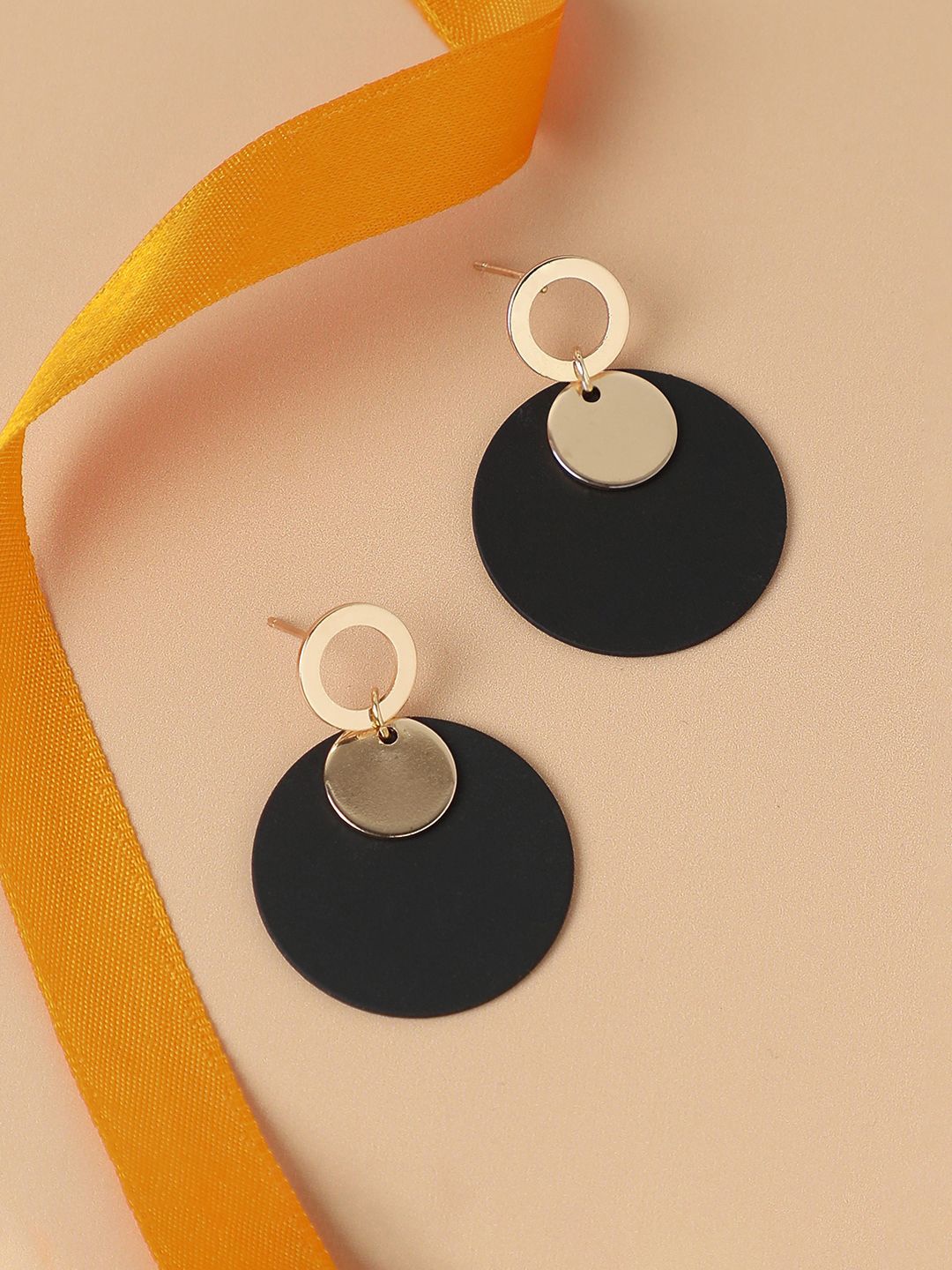 

SOHI Gold Plated Circular Drop Earrings