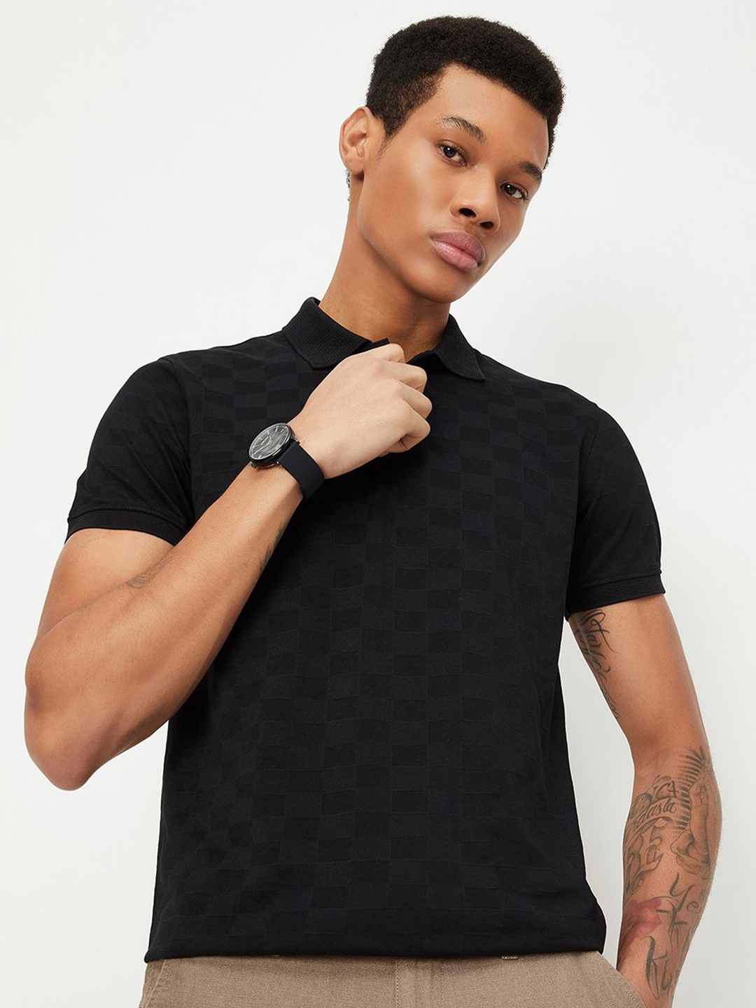 

max Men Polo Collar Solid T-shirt, Black