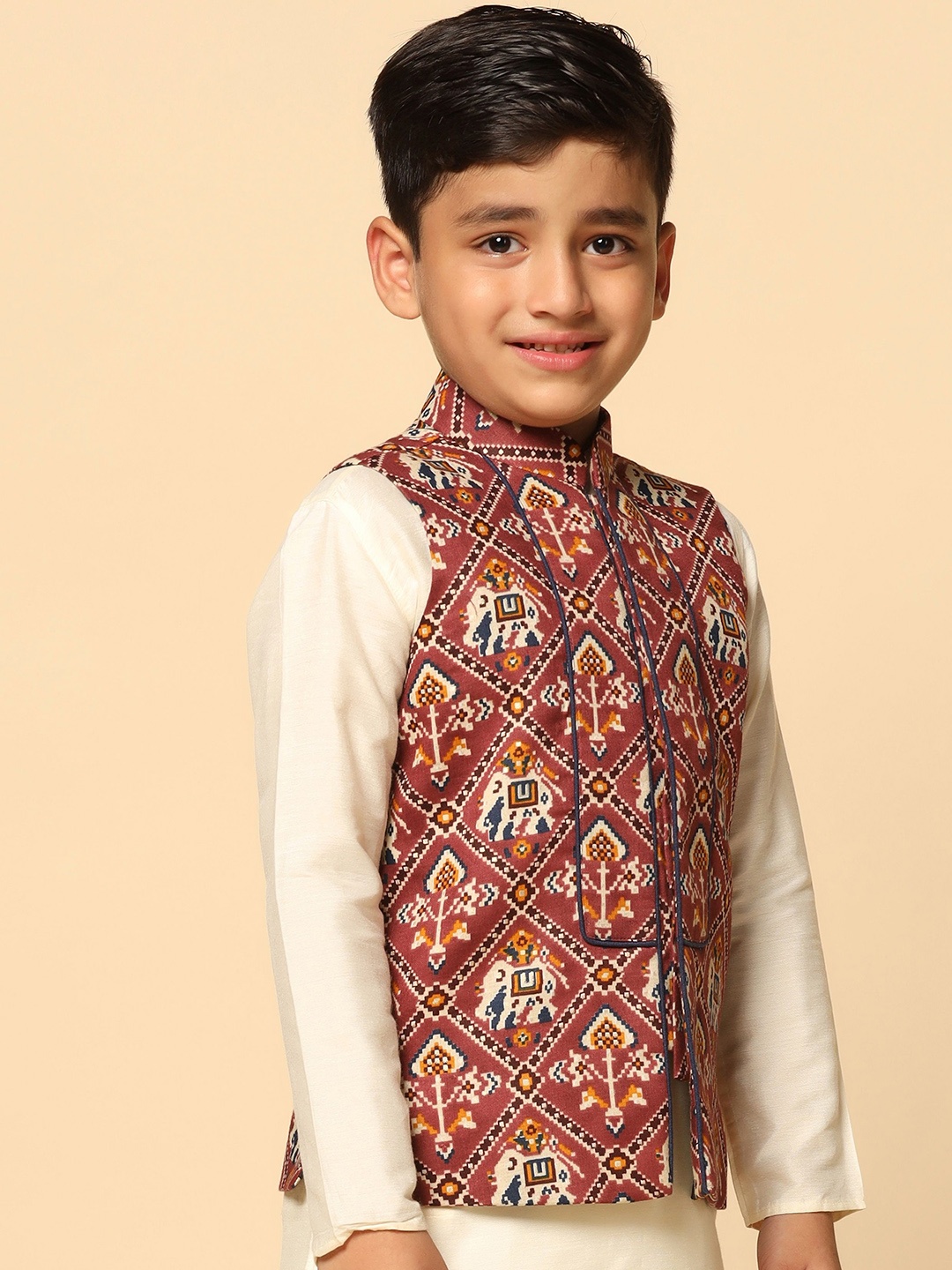 

KISAH Printed Woven Nehru Jacket, Maroon