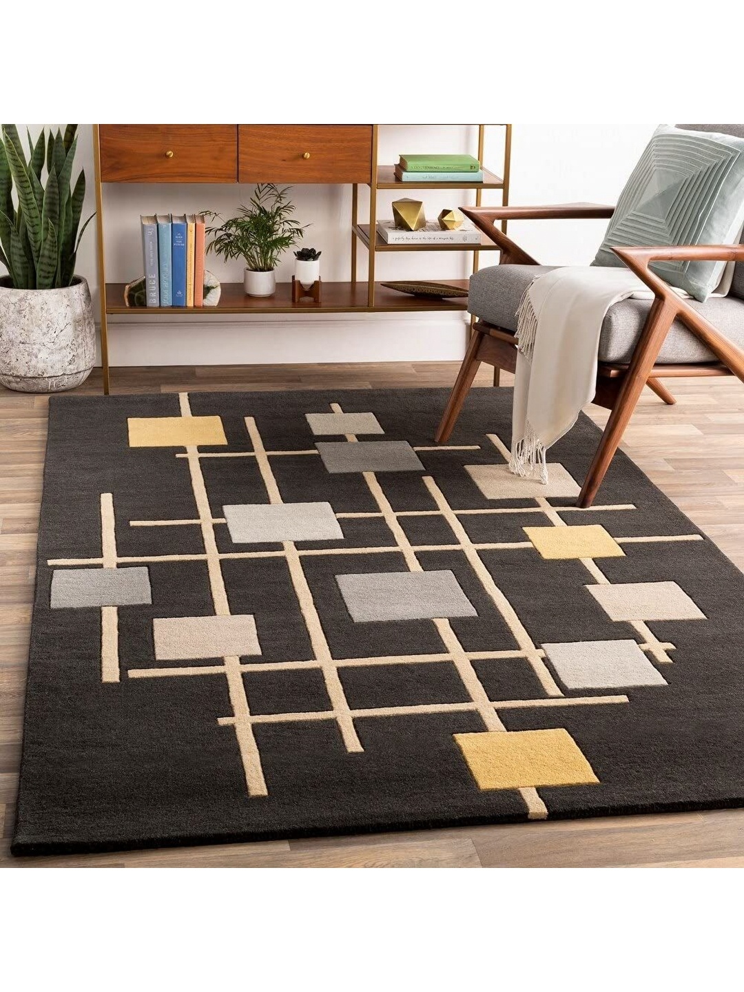 

IMRA CARPET Black Geometric Woollen Carpet