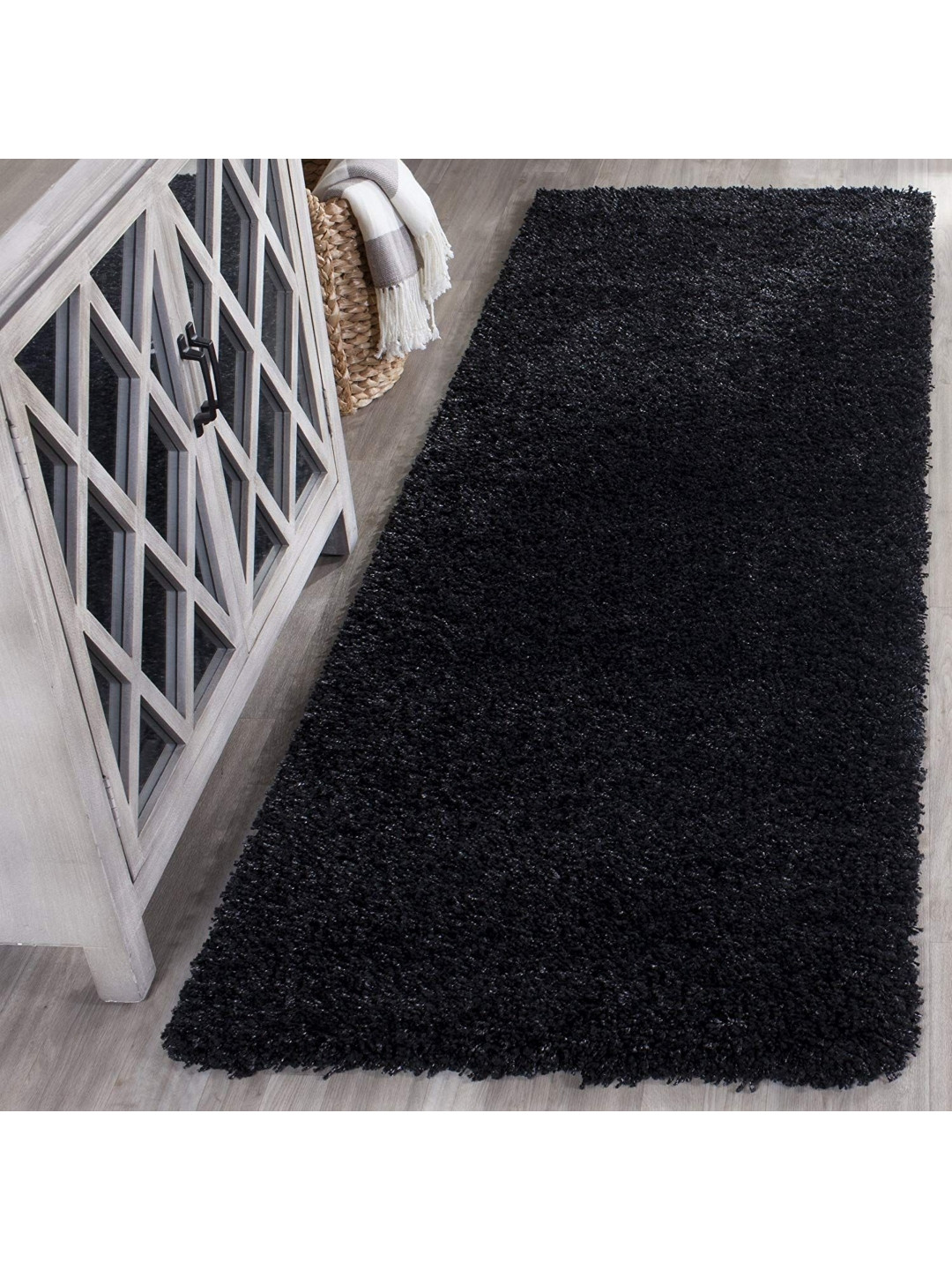 

IMRA CARPET Black Solid Handmade Woollen Carpet