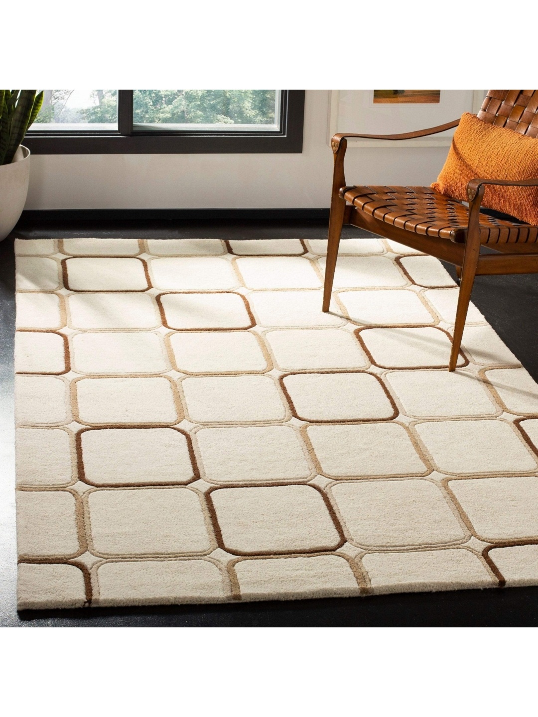 

IMRA CARPET Beige Geometric Woollen Carpet