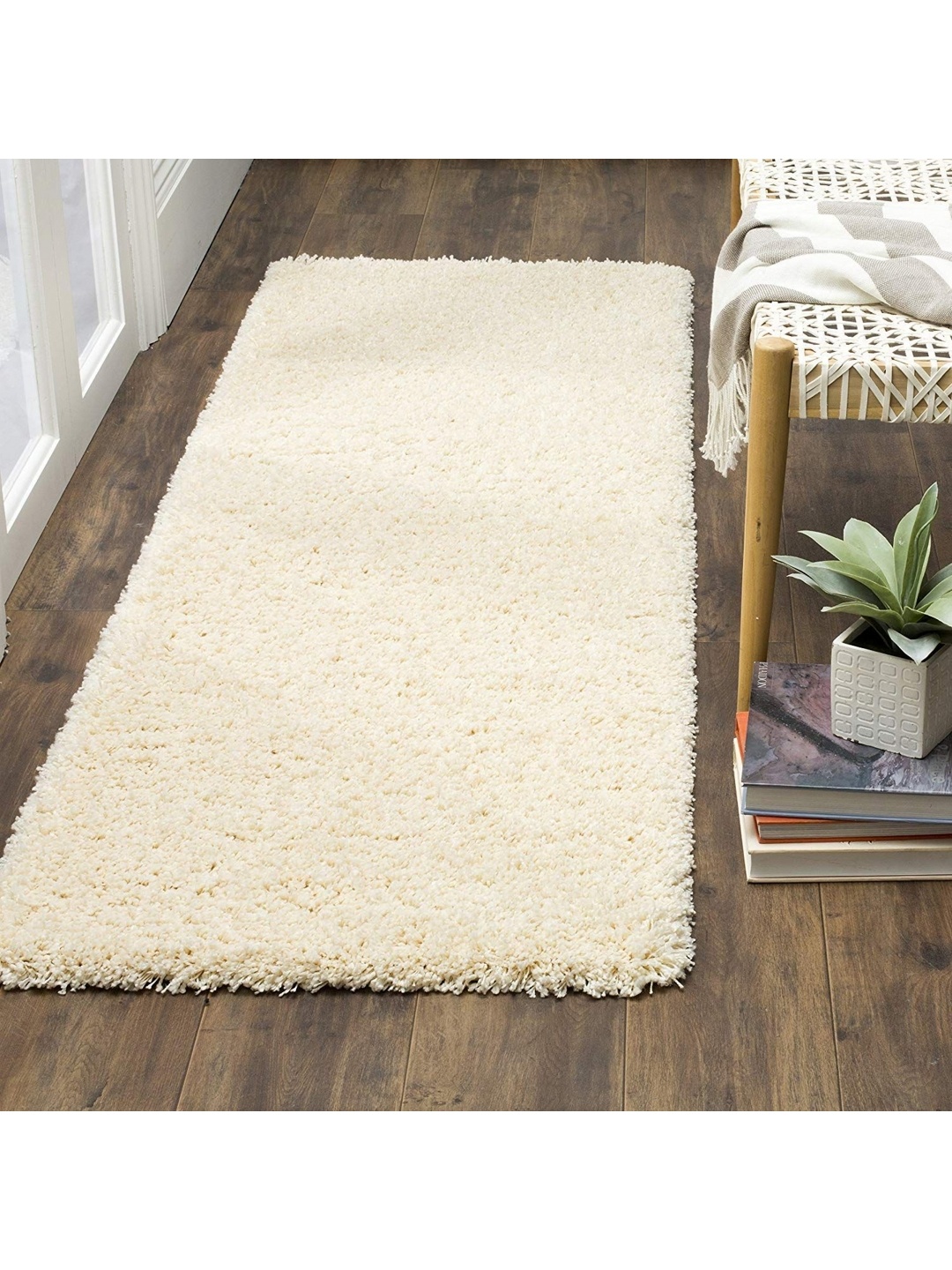 

IMRA CARPET White Solid Handmade Woollen Carpet