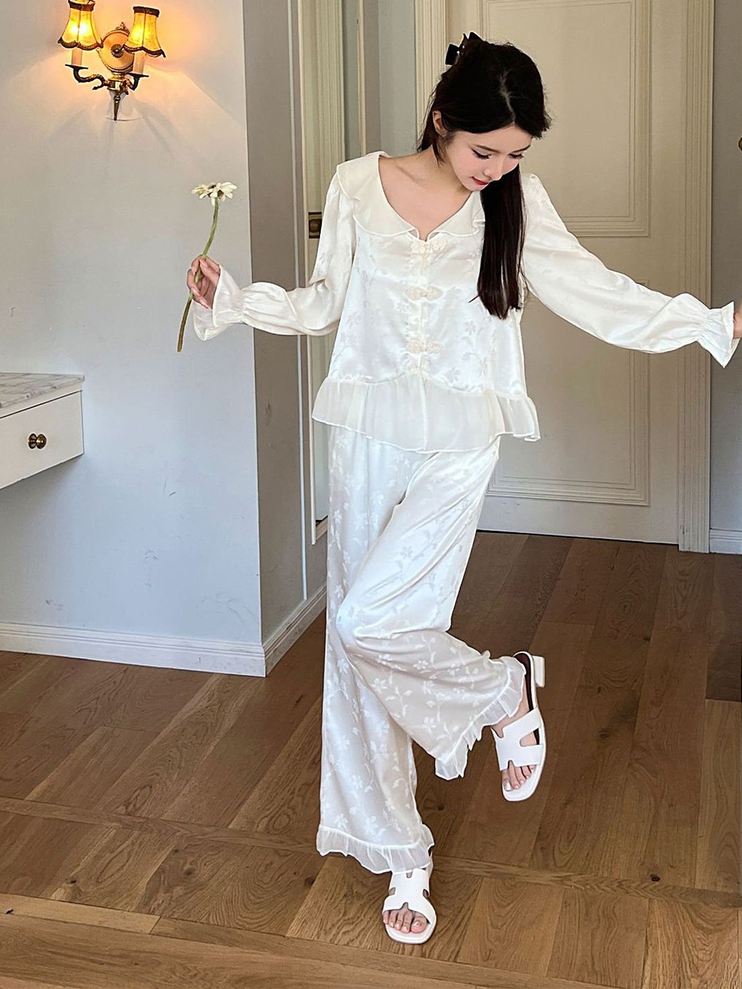 

LULU & SKY Printed Top & Pyjama Night Suit, Off white