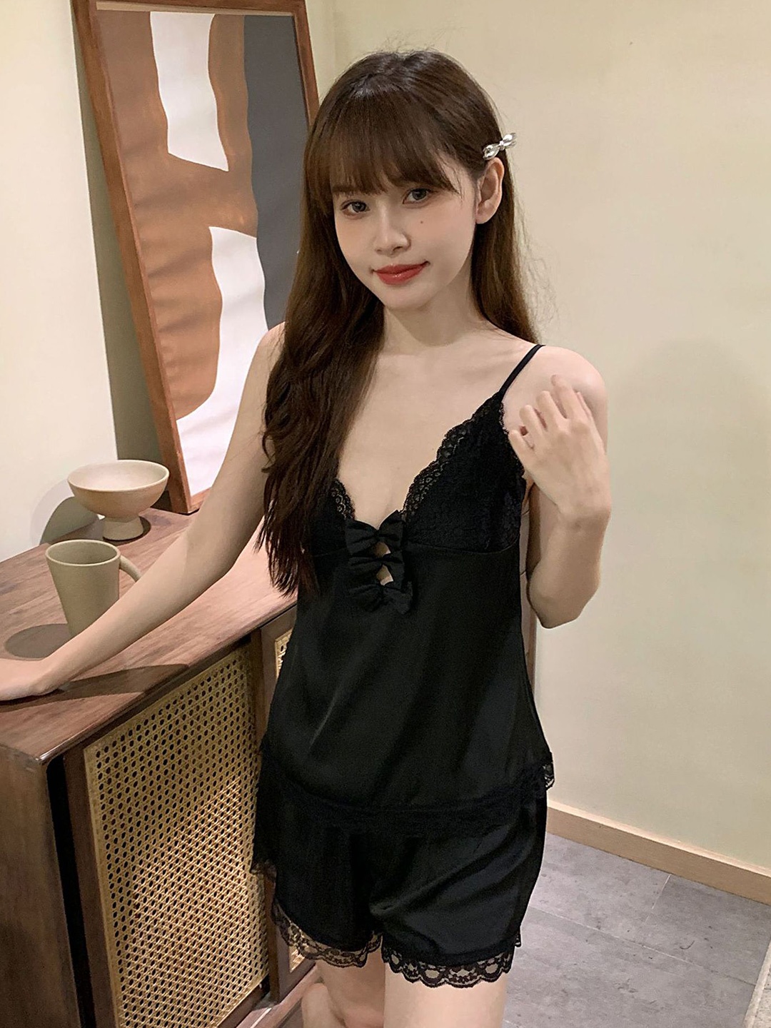 

LULU & SKY Top & Shorts Night Suit, Black