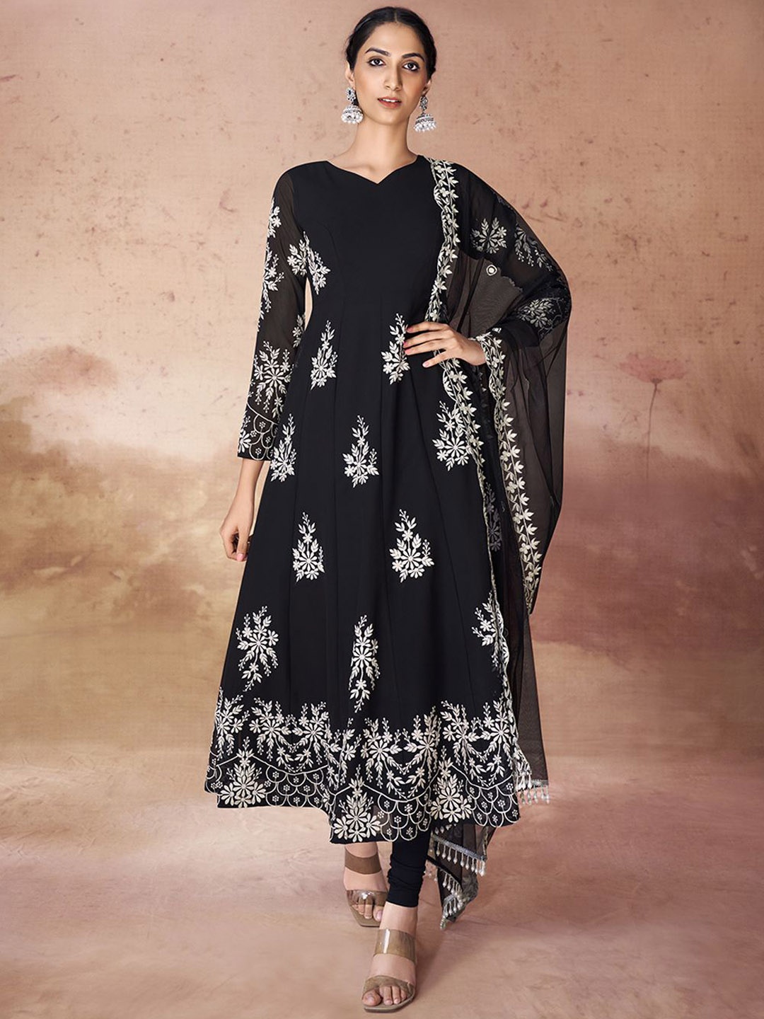 

Fusionic Women Ethnic Motifs Embroidered Regular Thread Work Kurta with Trousers & With Dupatta, Black