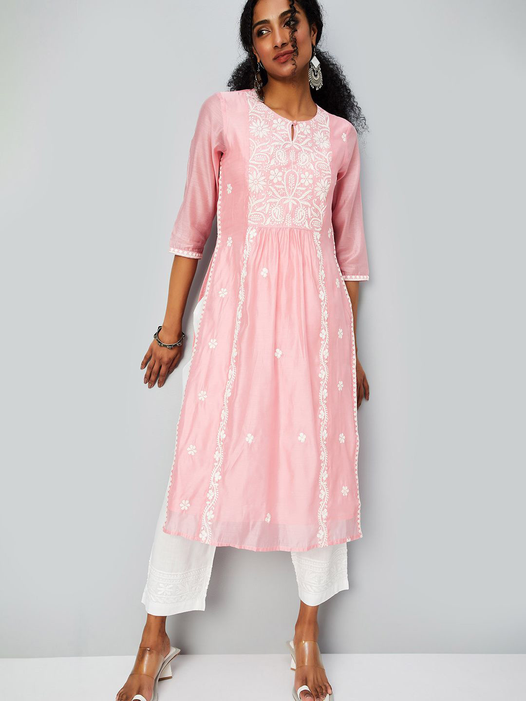 

max Women Embroidered Keyhole Neck Sequinned Anarkali Kurta, Pink