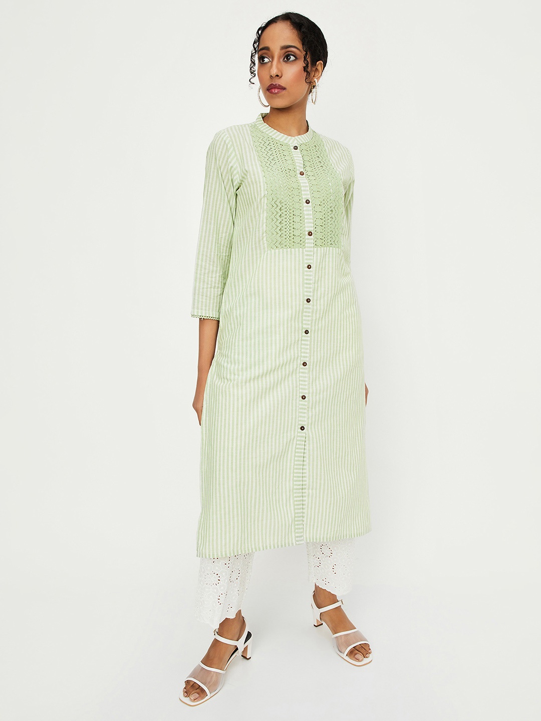 

max Striped Mandarin Collar Gotta Patti Cotton Straight Kurta, Green
