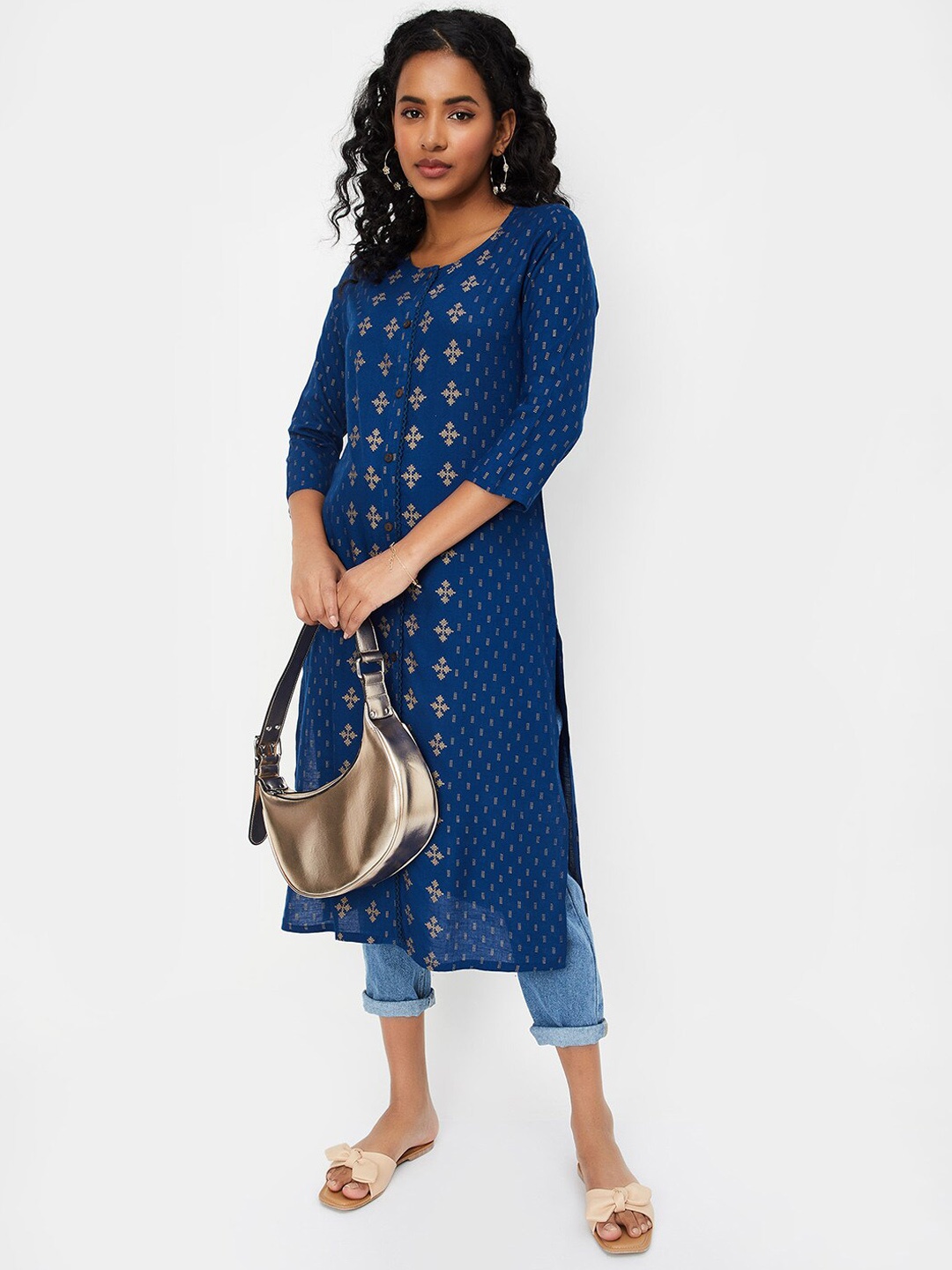 

max Women Geometric Sequinned Kurta, Blue