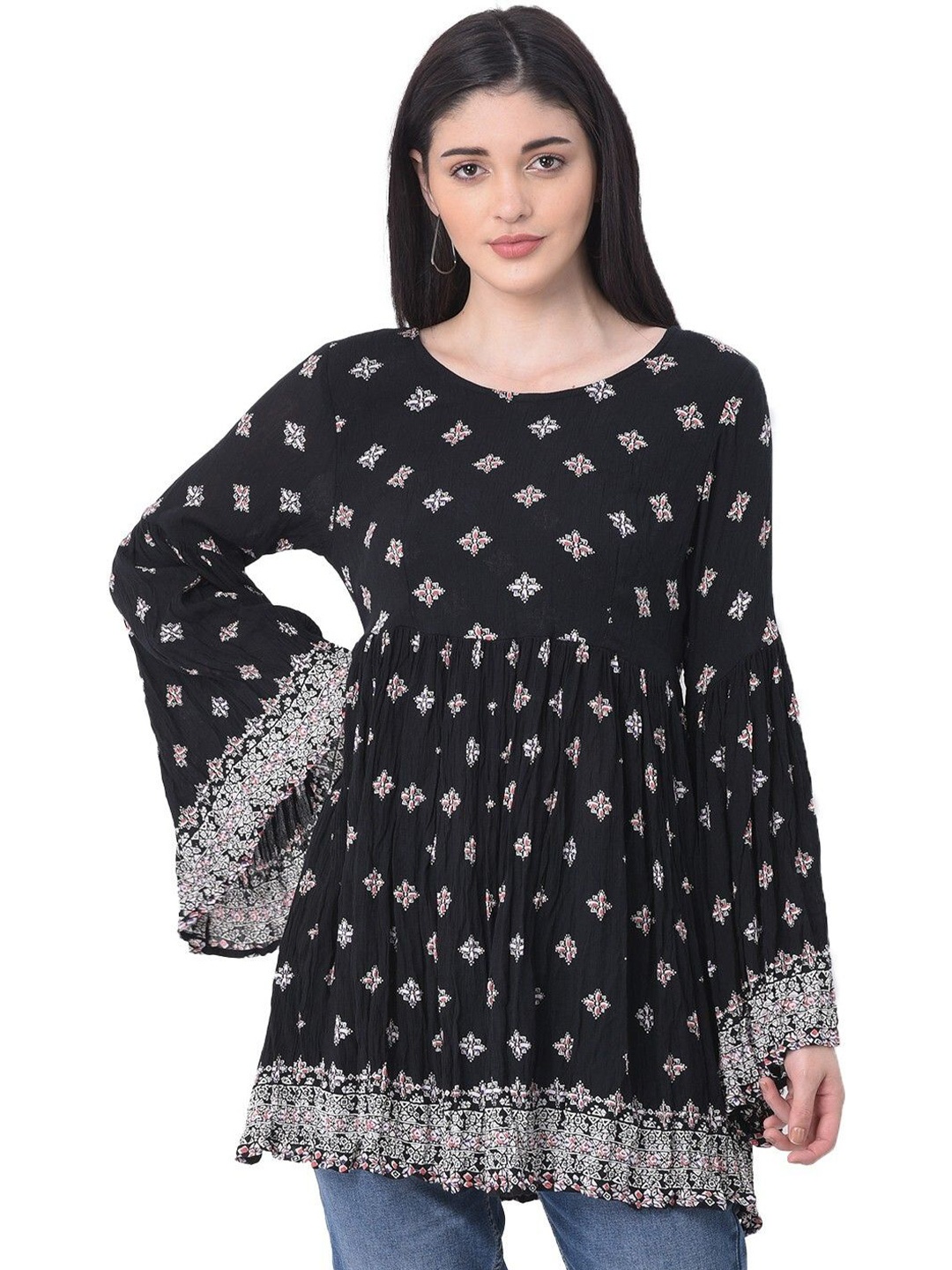 

VELDRESS Round Neck Printed Top, Black