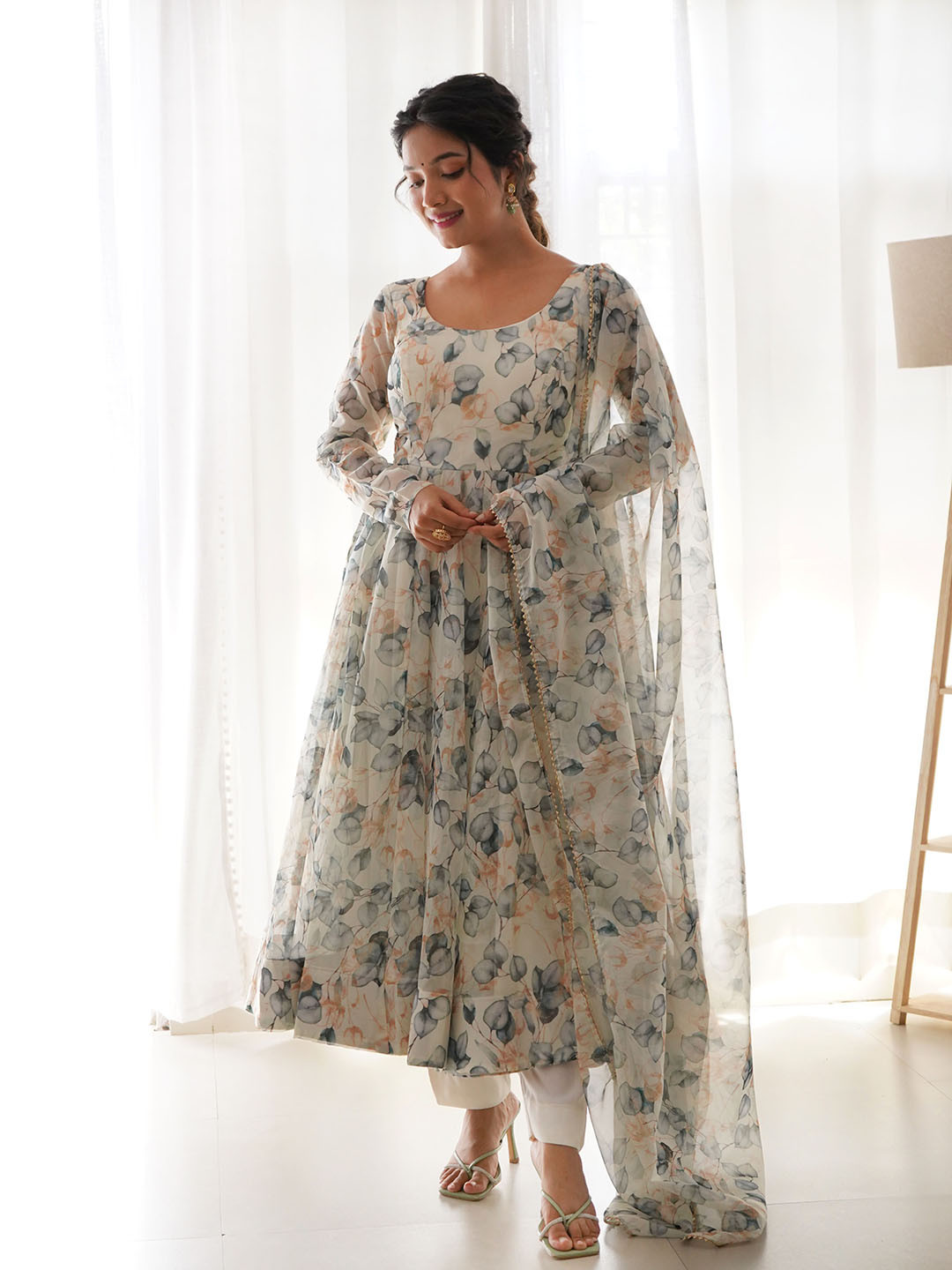 

LABELKBBRAND Floral Printed Organza Angrakha Kurta With Trousers & Dupatta, Off white