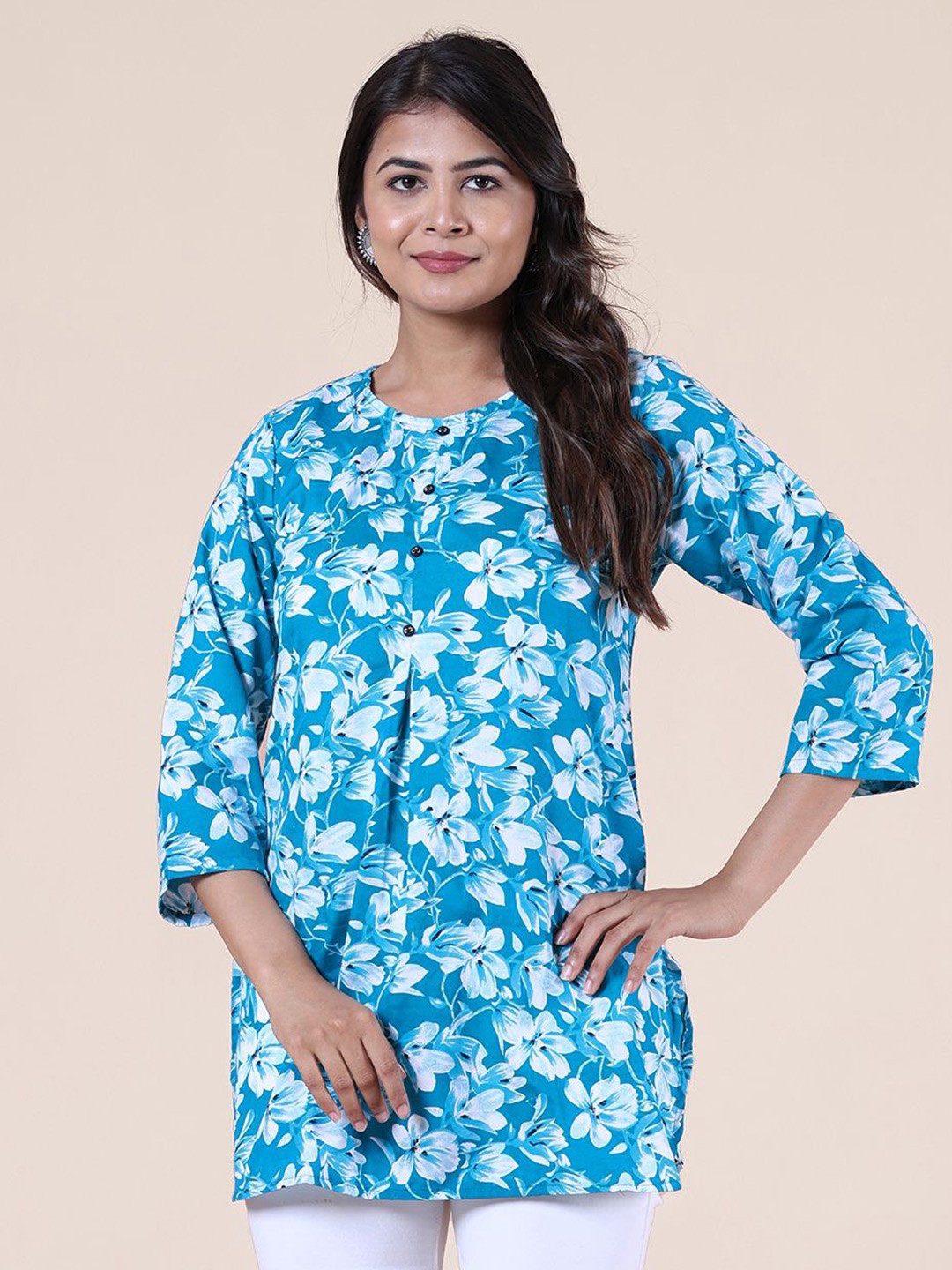 

HERE&NOW Round Neck Floral Printed Kurti, Blue