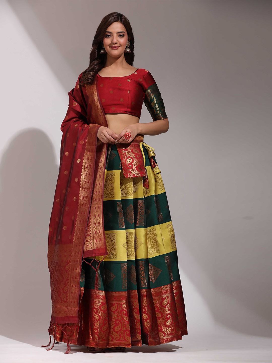 

Fabcartz Semi-Stitched Lehenga & Unstitched Blouse With Dupatta, Yellow