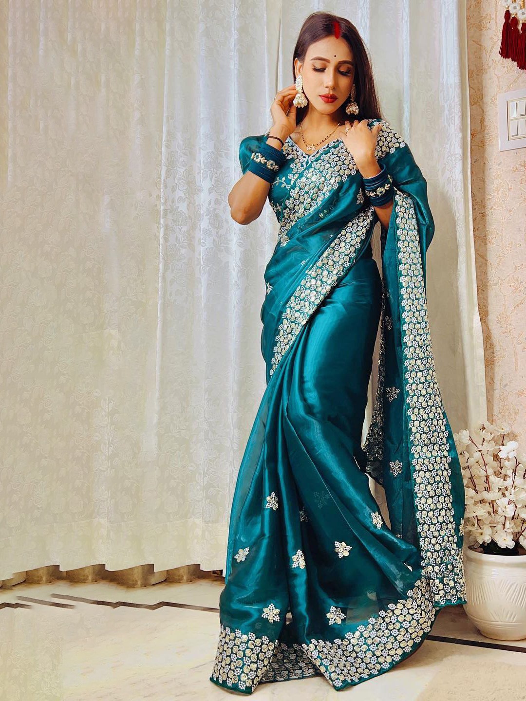 

KALINI Floral Embroidered Sequinned Saree, Blue