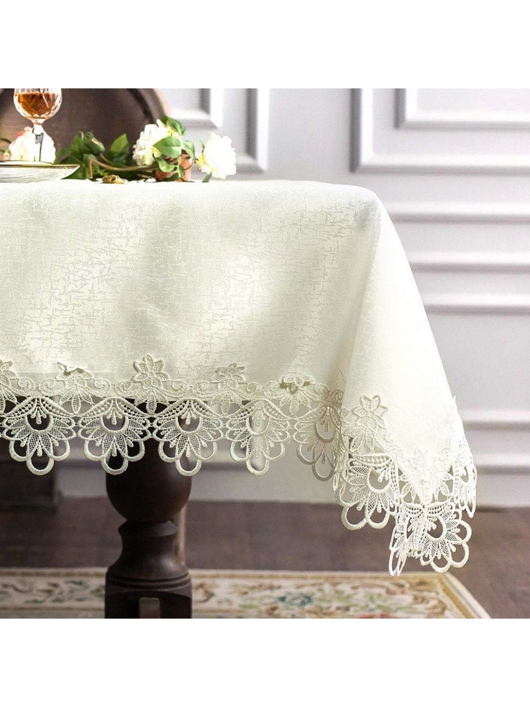 

TANLOOMS Cream-Coloured Floral 2-Seater Table Cover