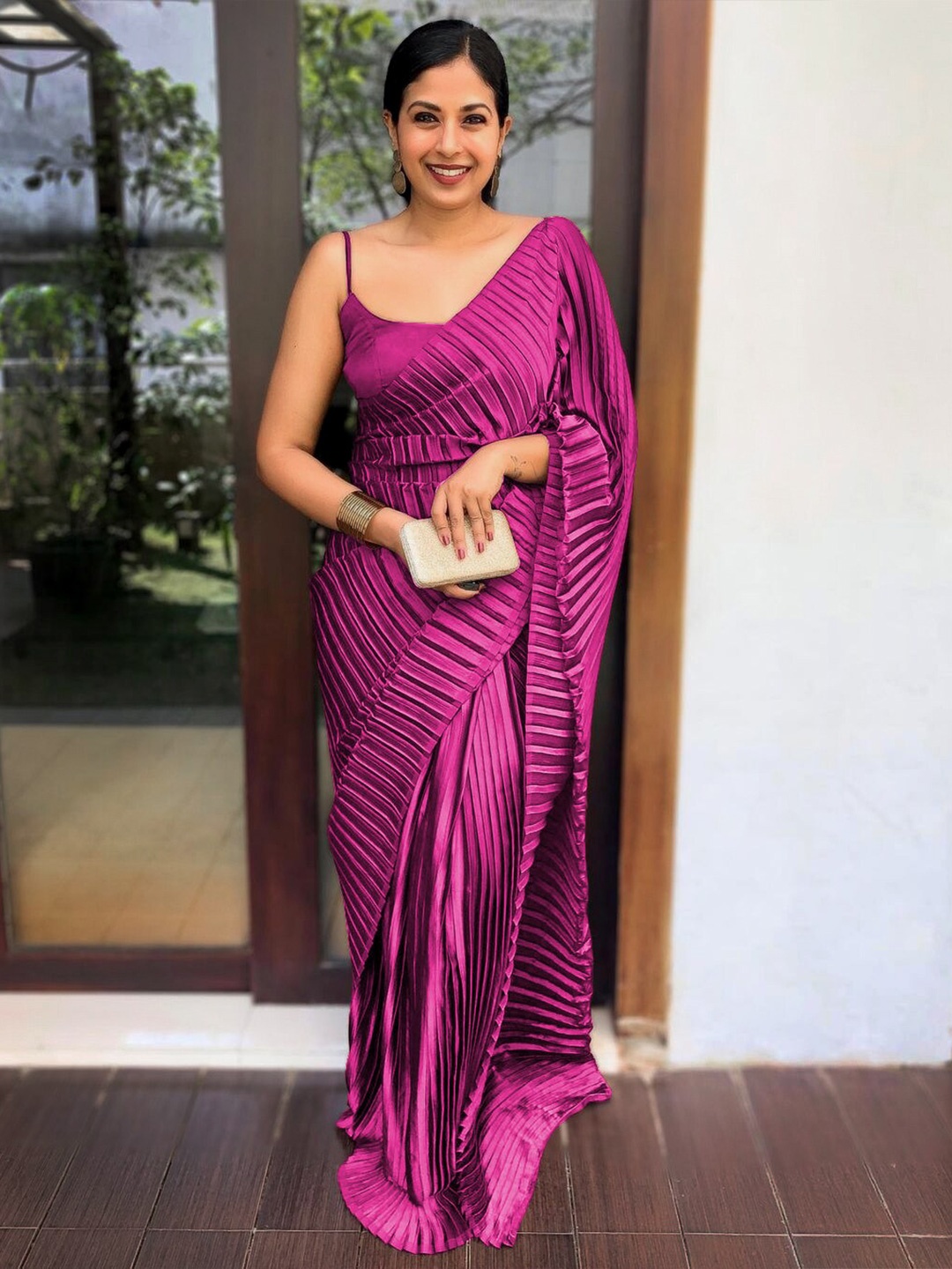 

TEEYA CREATION Solid Satin Saree, Pink