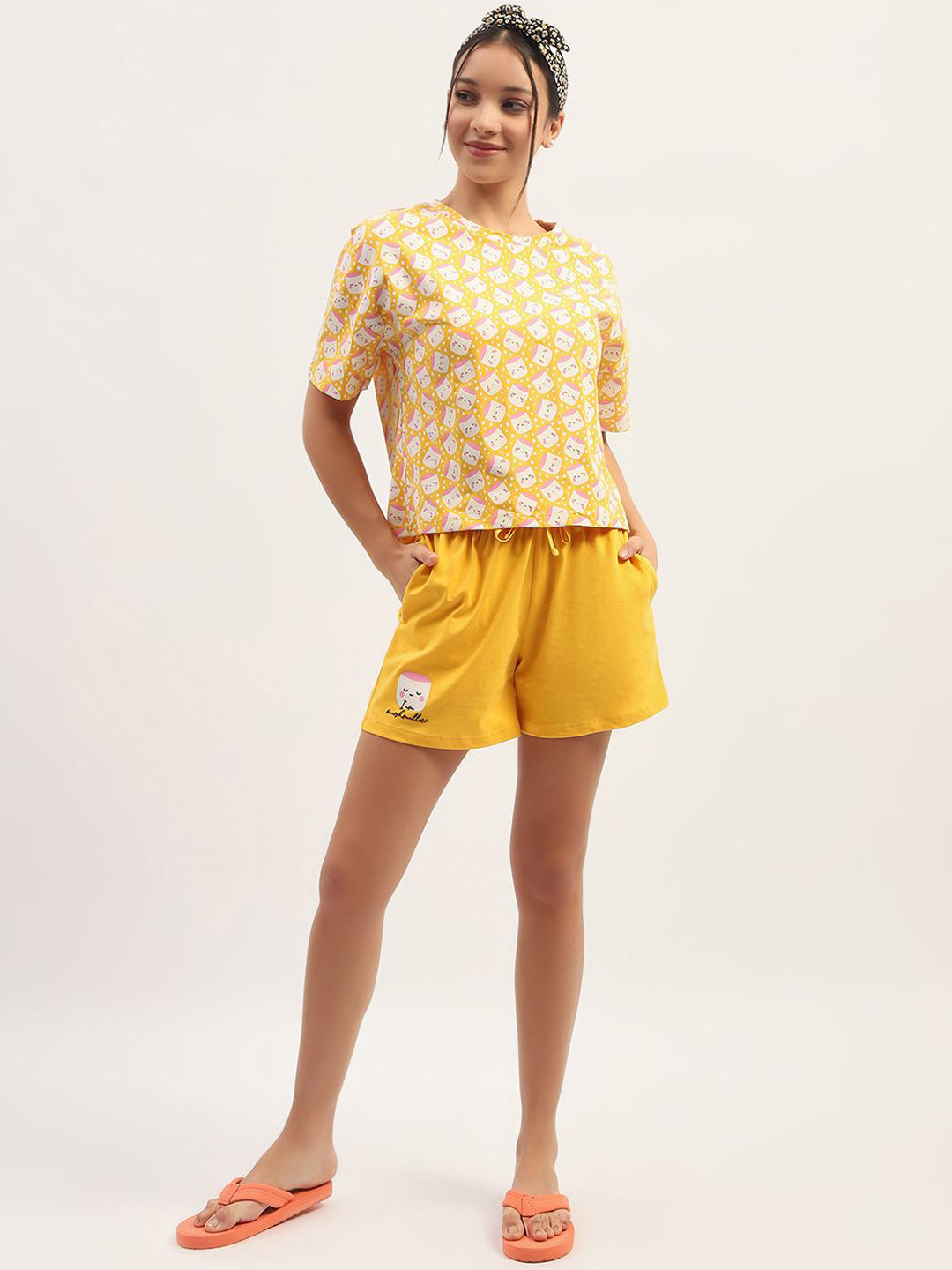 

MADAME M SECRET Women Printed Night suit, Mustard
