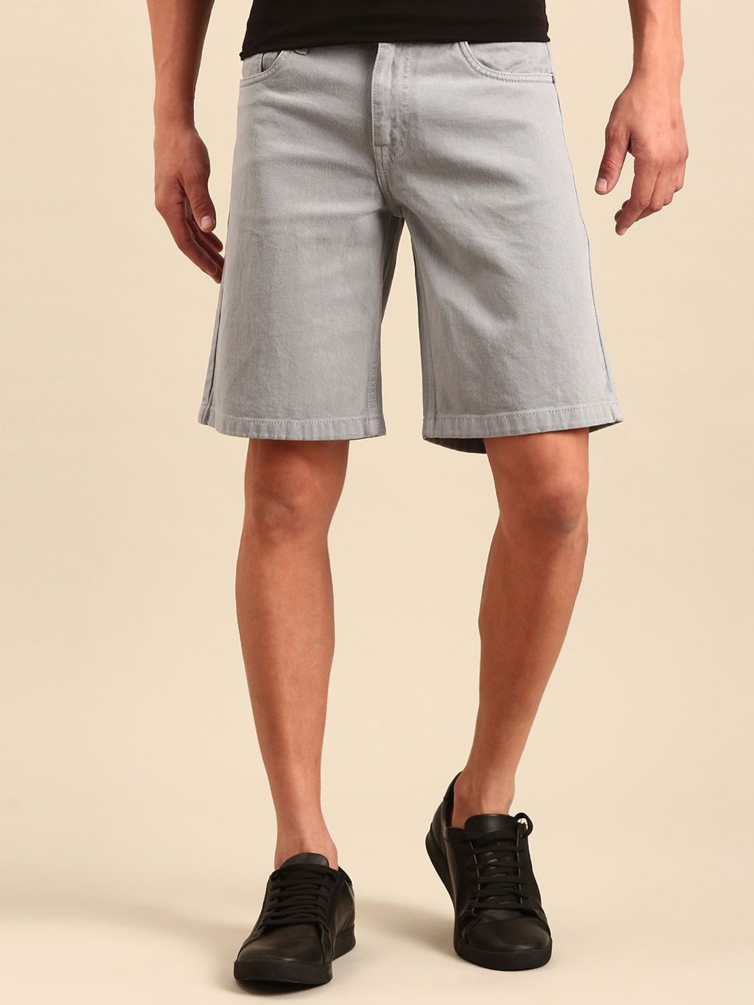 

The Roadster Lifestyle Co Mid-Rise Regular Shorts, Grey