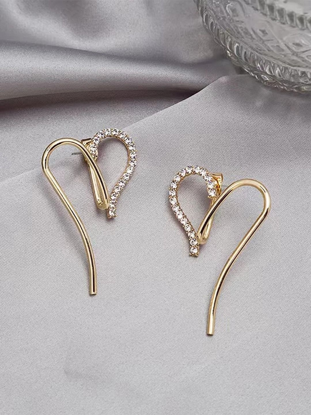 

VAGHBHATT Heart Shaped Studs Earrings, Gold