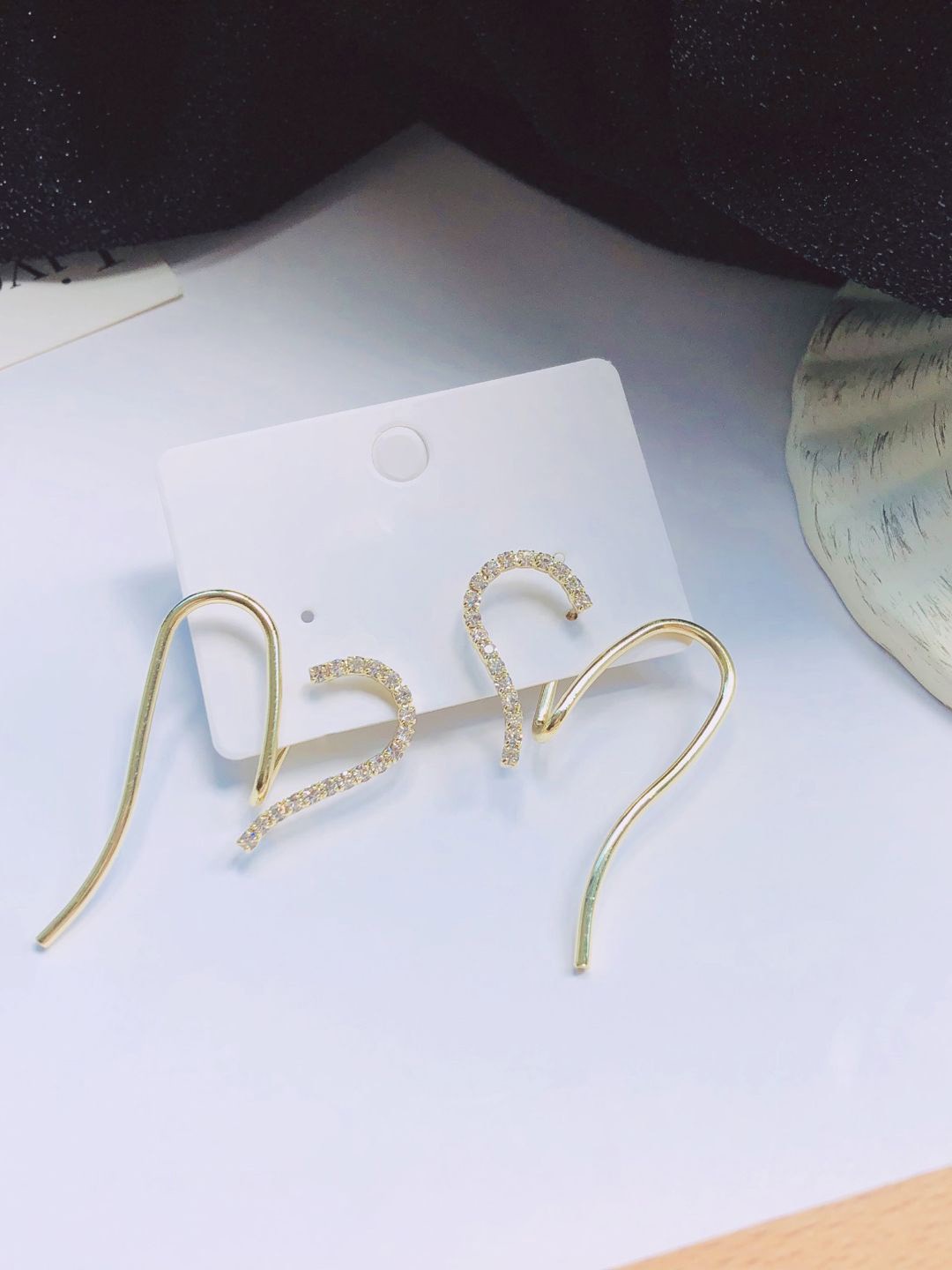

VAGHBHATT Heart Shaped Studs Earrings, Gold
